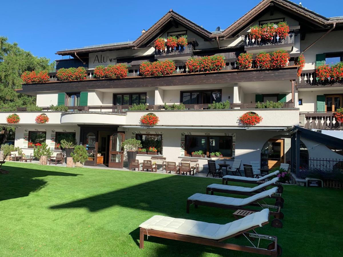 Hotel Alu Mountain Design บอร์มิโอ ภายนอก รูปภาพ